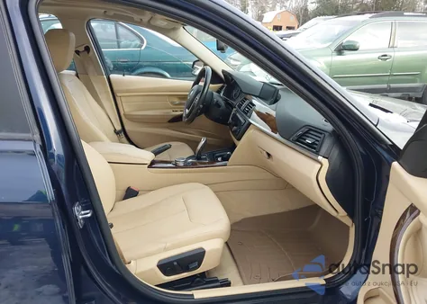 2015 BMW 328I xDrive z USA, uszkodzony, nr VIN WBA3B5C54FF961277